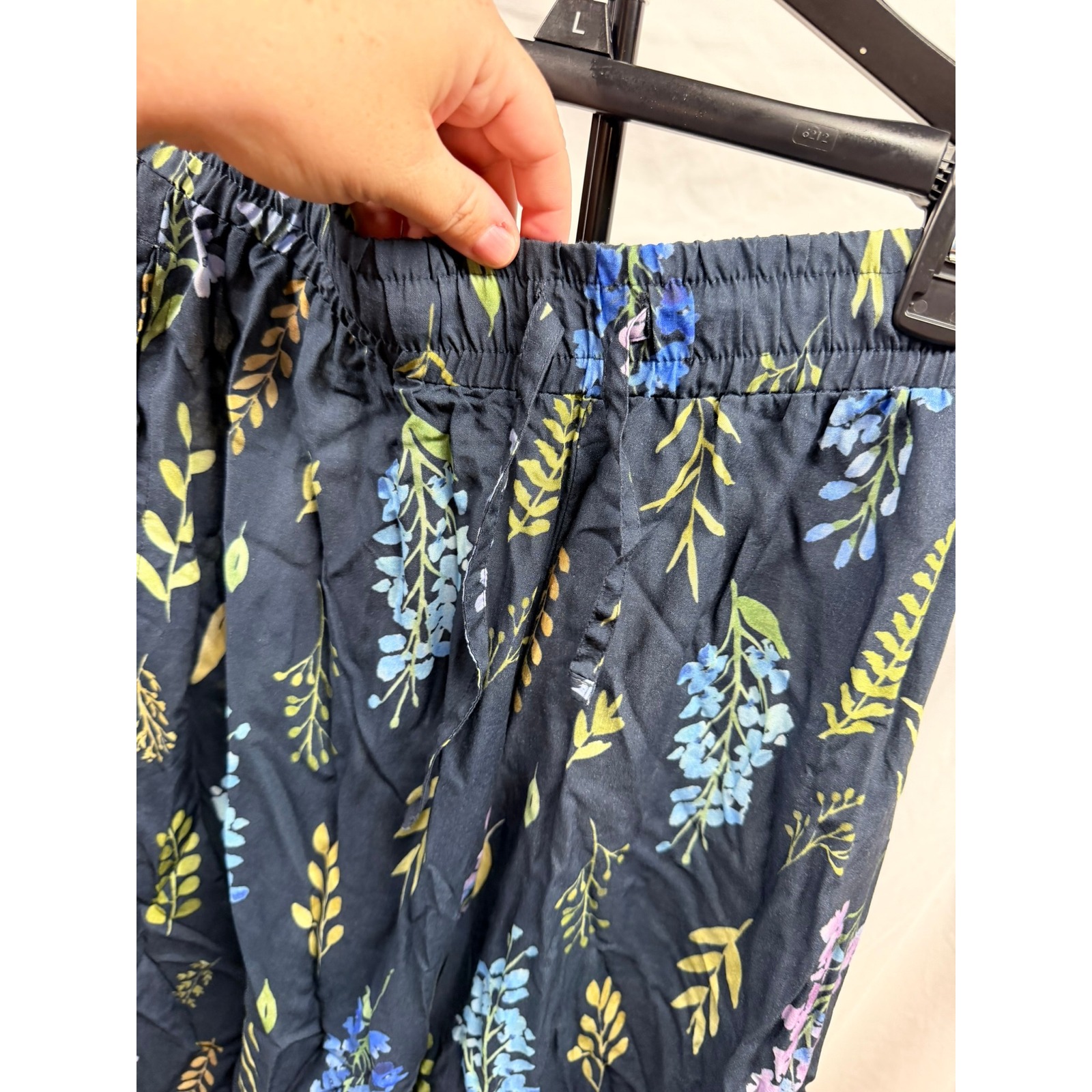 Uncommon Goods New Women's Birth Month Flower Lounge Pants, July L/Xl — image 4 of 7